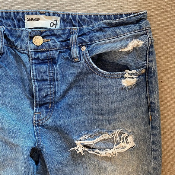 Garage Distressed Boyfriend Jeans - Picture 6 of 8